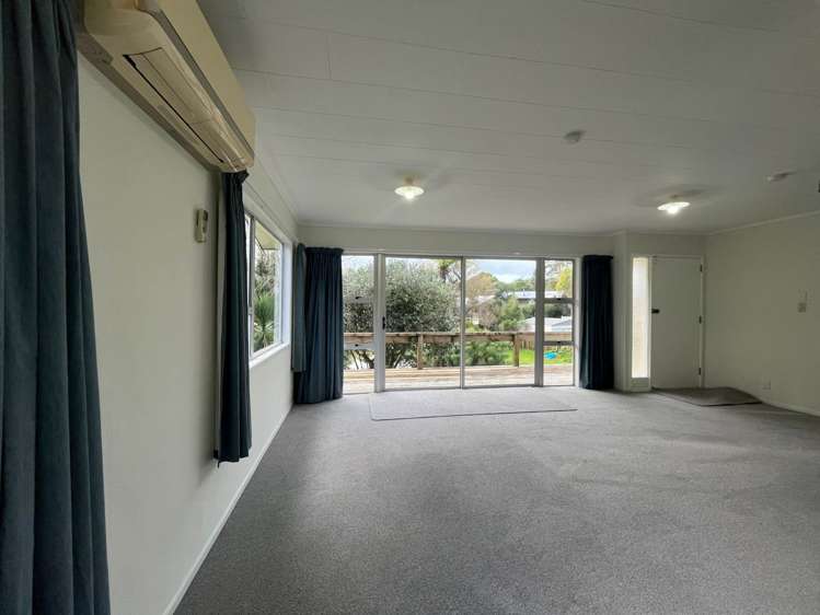 7 Sun Valley Hatfields Beach_6