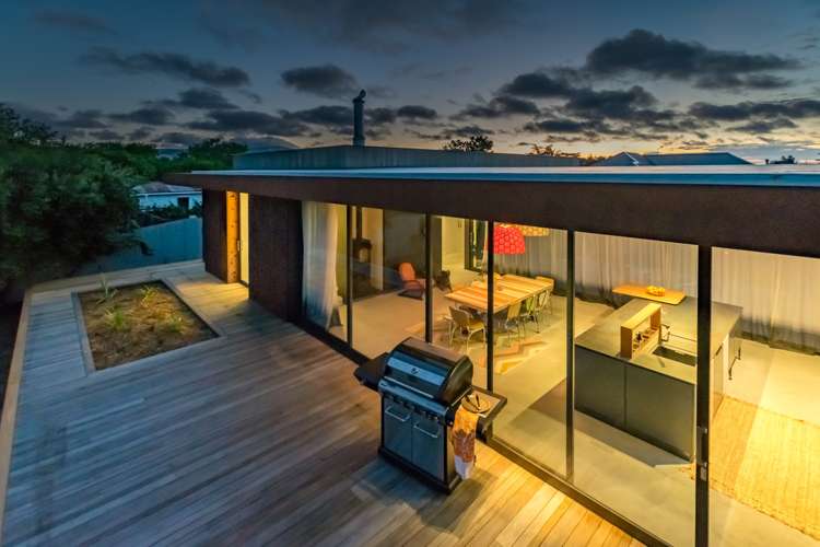 163 Estuary Road South New Brighton_19