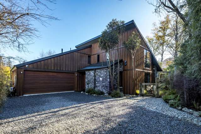 Secluded luxury on Scarborough