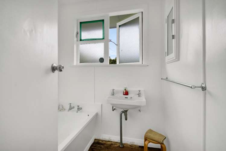 13 Wiremu Place Blagdon_13