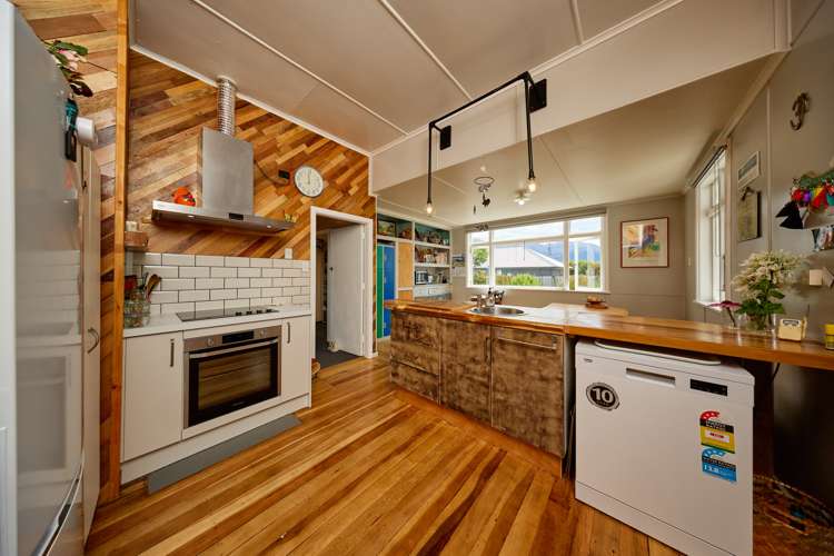 219 Beach Road Kaikoura_48