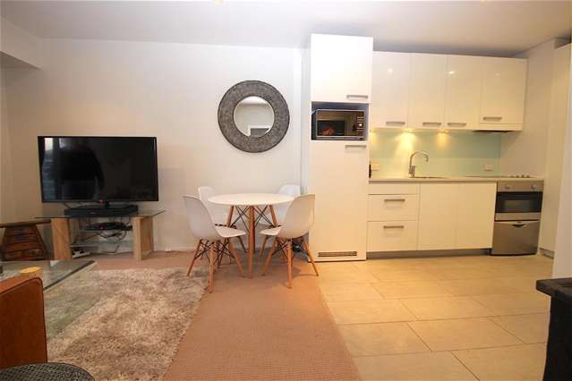 21XX/6-8 Lorne Street 10015_4