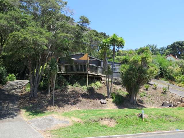 32 Cross Street Raglan_1