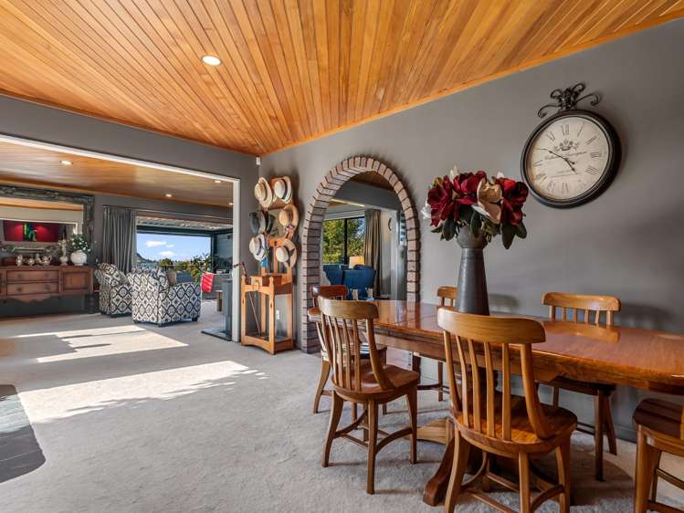 51 Hillcrest Road Otumoetai_12