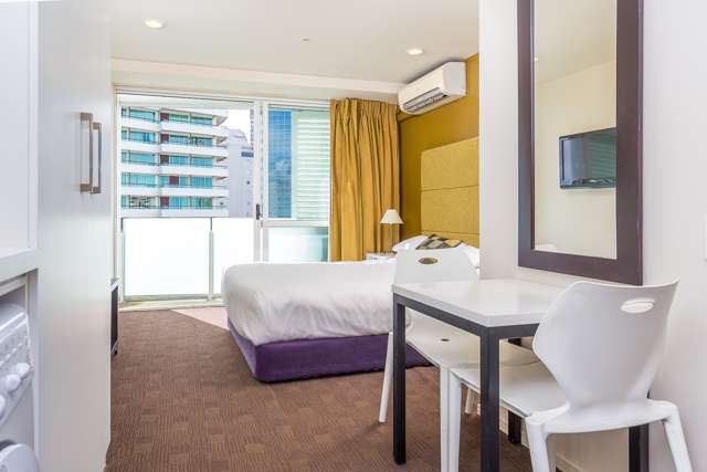 1215/10 Waterloo Quadrant Auckland Central_2