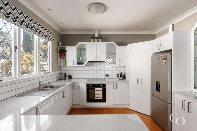 191 Edgecumbe Road Avenues_2