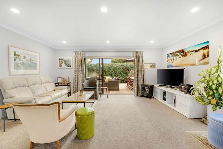 1 Parkwood Crescent Gulf Harbour_8