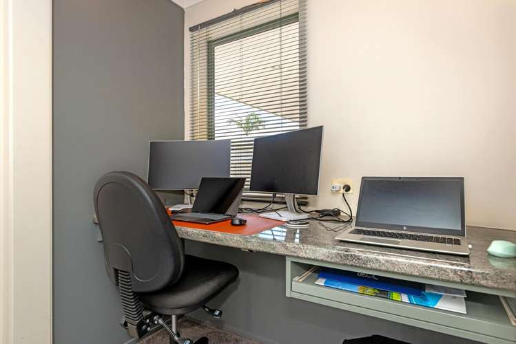 26 Pohutukawa Grove Lytton West_8