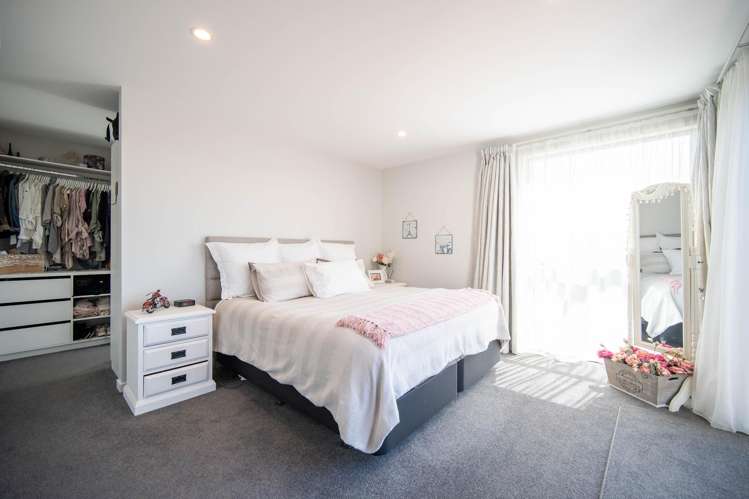 18 Sabine Drive Richmond_11