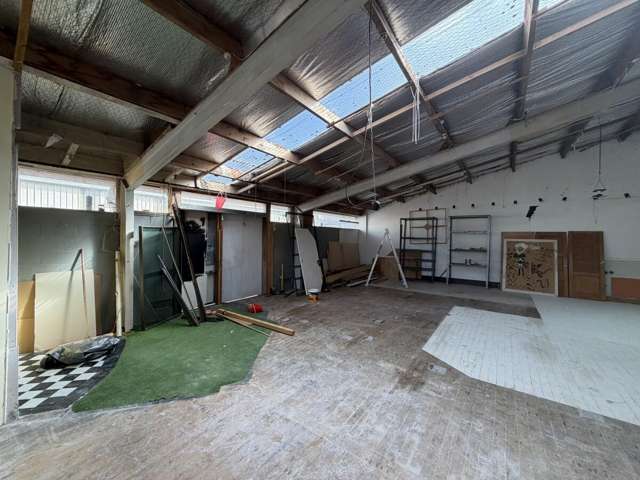 Front Tenancy, 46 Wharf Road Te Atatu Peninsula_3