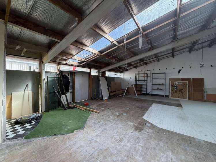 Front Tenancy, 46 Wharf Road Te Atatu Peninsula_3