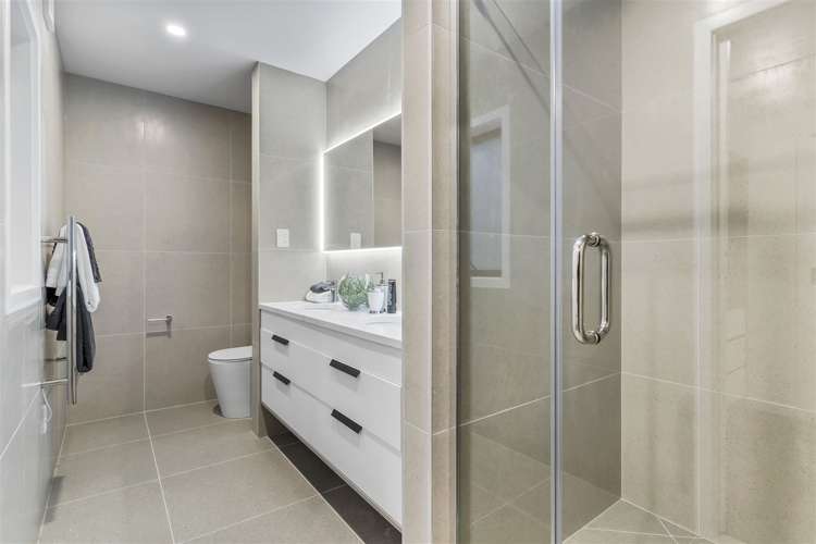 8 Hopetea Street Long Bay_23