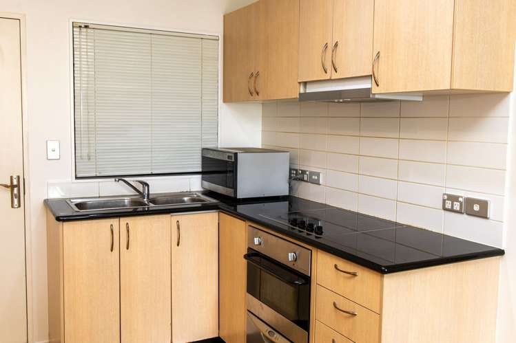 D306/176 Broadway Newmarket_2