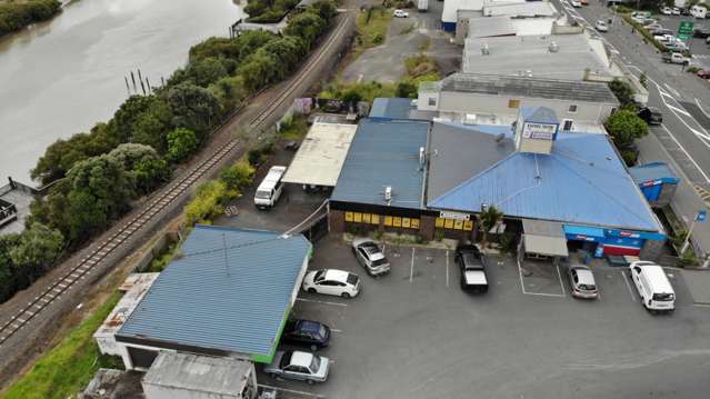 30 Commercial Road Helensville_4