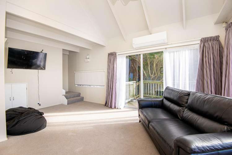 89 Kahu Road Paremata_7