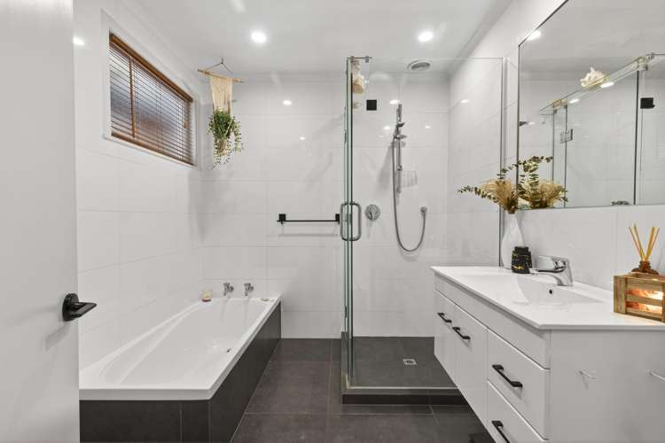 10 Devon Street Stoke_7