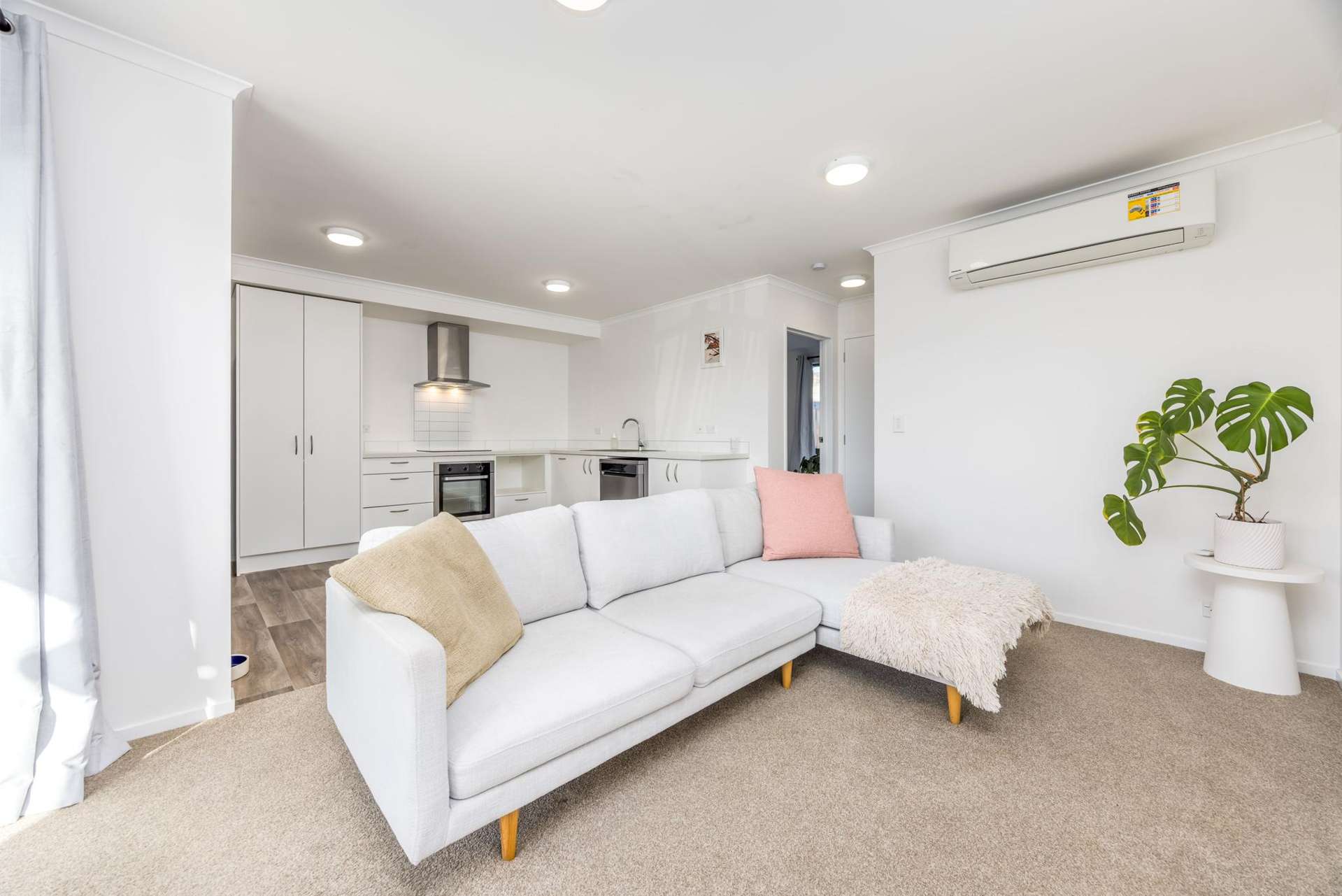 7/18 Titoki Street Te Atatu Peninsula_0