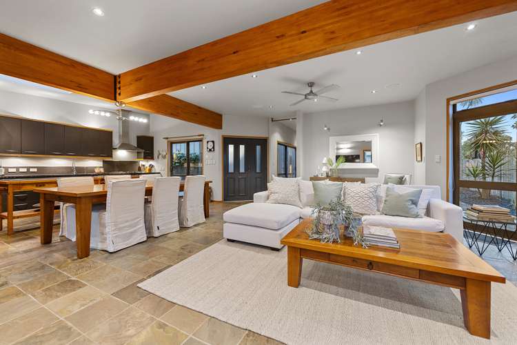 233 Omaha Drive Omaha_6