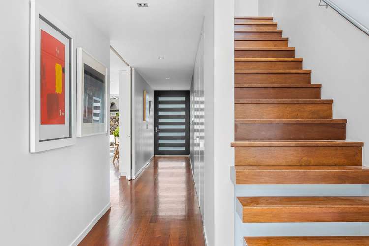 9 Poynder Avenue Merivale_14