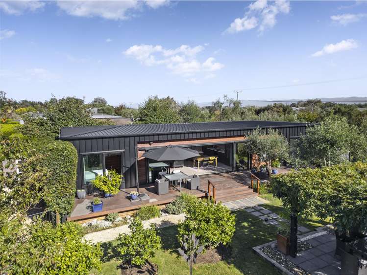 2 Burgundy Drive Martinborough_1