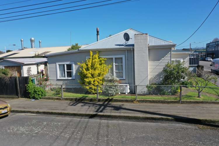 12 Wakeman Street Pahiatua_2