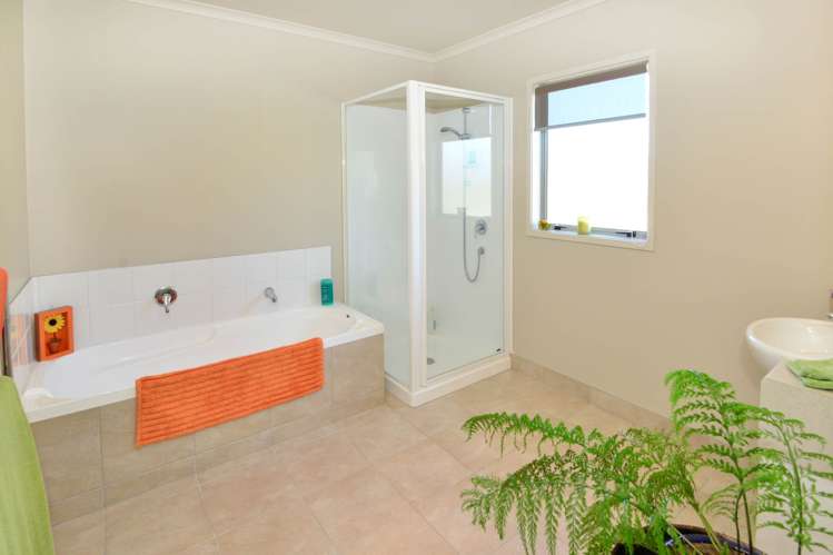 1 Totara Views Drive Red Beach_13