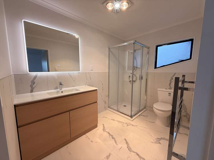 24 Bluebird Crescent Unsworth Heights_19