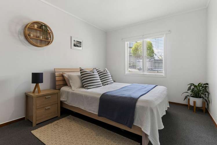 8/7 Lydia Avenue Northcote_10