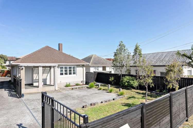 1083 Dominion Road Mount Roskill_16