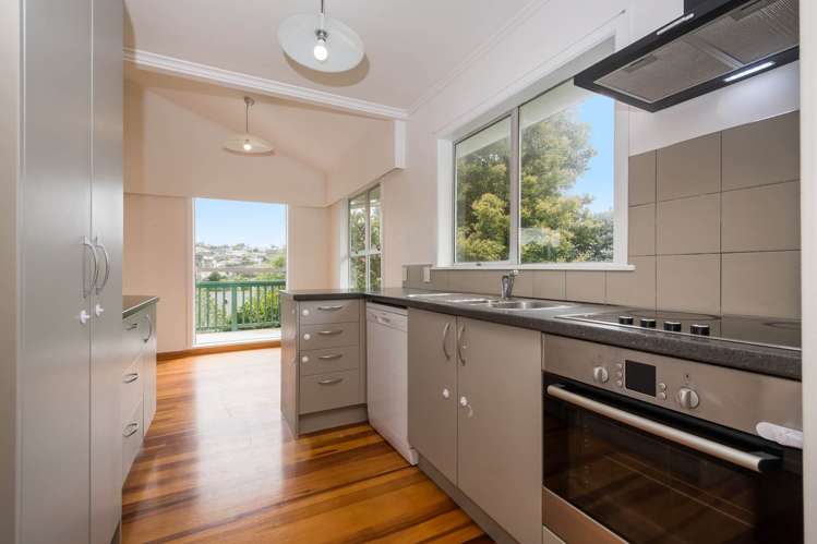 14 Shanaway Rise Hillcrest_6