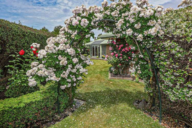 24 Brompton Drive Taradale_18