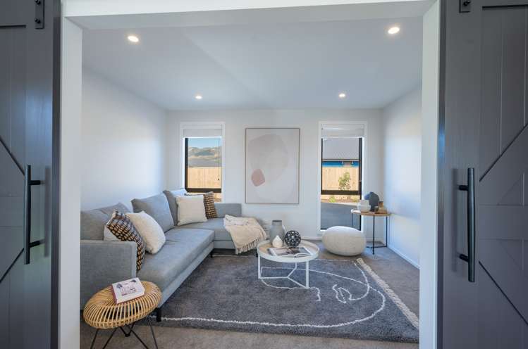 10 Lampton Street Richmond_16