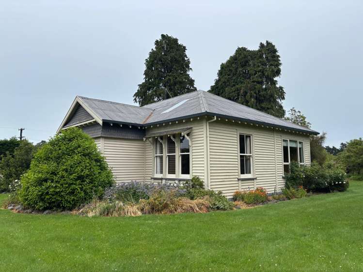  869 Coleridge Road Darfield_13