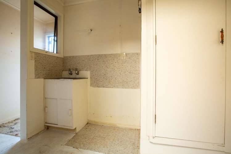 13 Trig Hill Road Onetangi_10