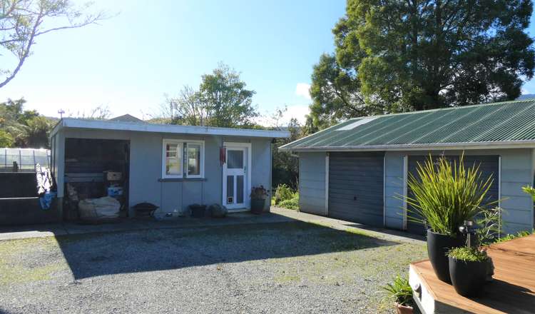 57 Omapere Street Dobson_18