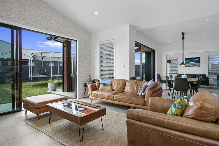 65 Alan Livingston Drive Cambridge_10