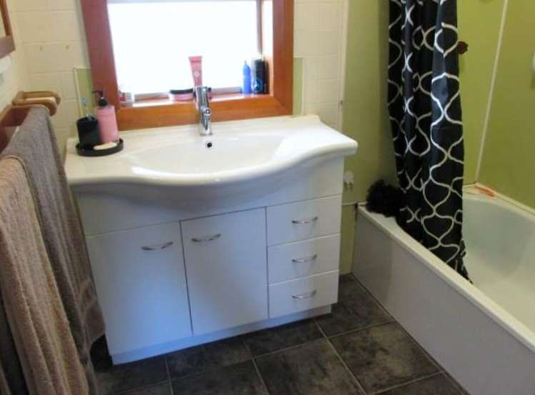 39 Dick Street Reefton_16