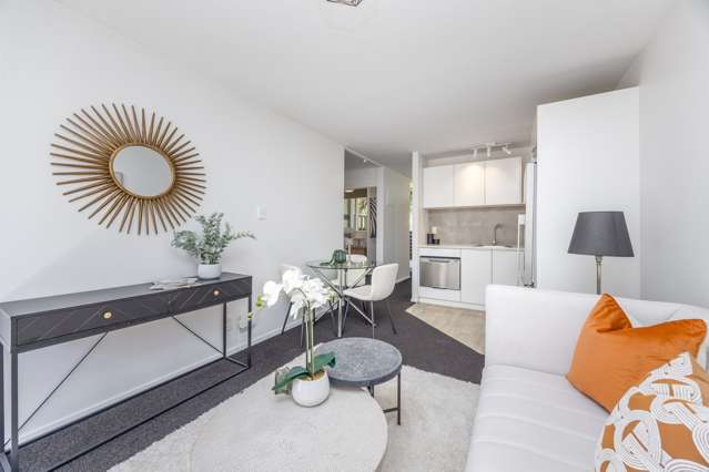 3/9 Don Croot Street Morningside_2