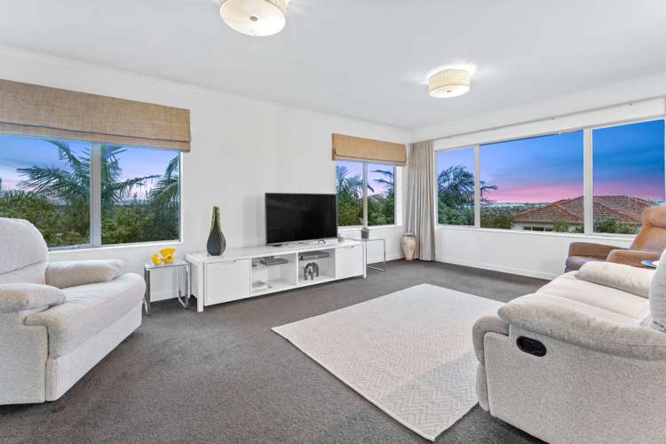 8 Baverton Drive Flat Bush_14