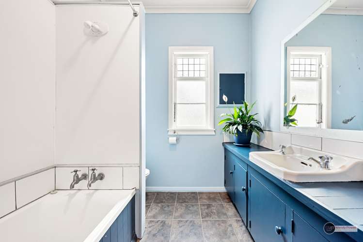 82c Wakefield Street Alicetown_9