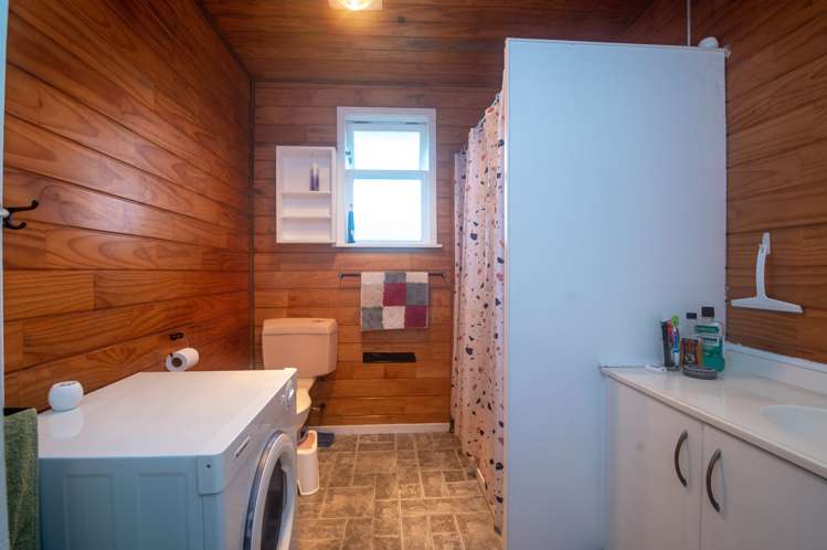 2 Scott Avenue Owhata_12