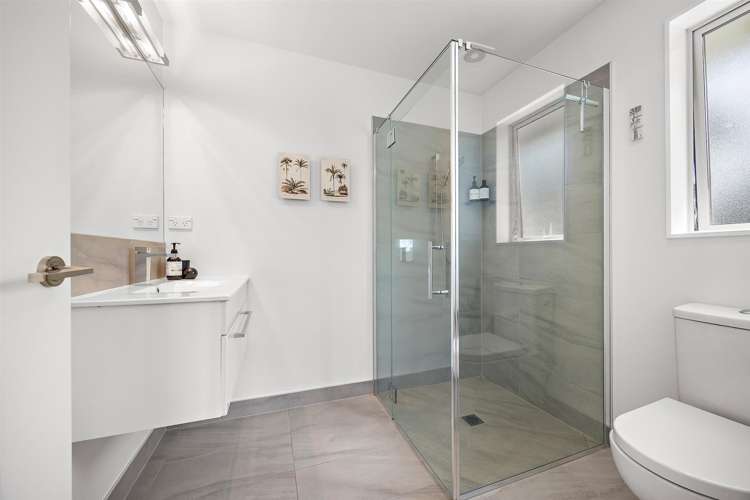 36 Crabb Fields Lane Riverhead_15