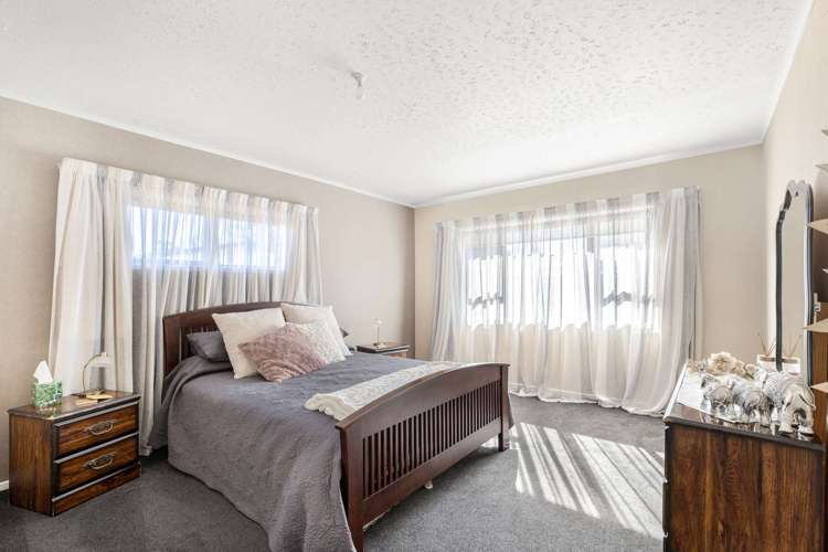 12 Black Street Stoke_12