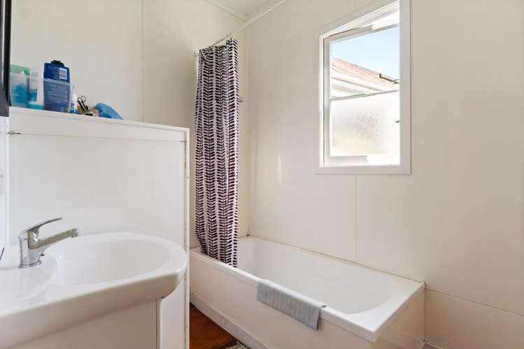 121 Wainui Road Kaiti_10
