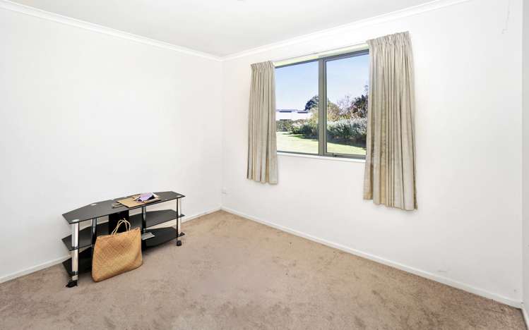 8 Church Road Maketu_6