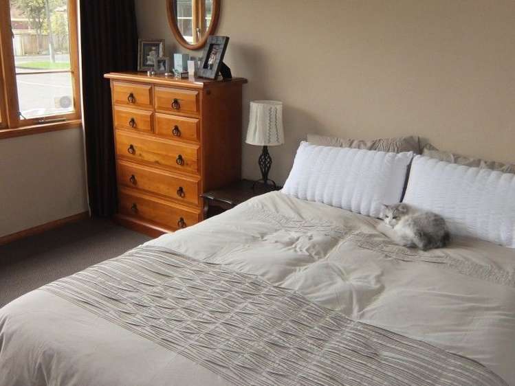 16 Chester Crescent West End_13