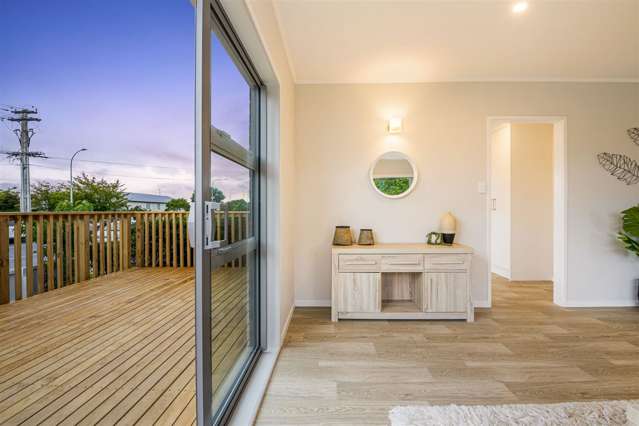 1/14 Flanshaw Road Te Atatu South_3