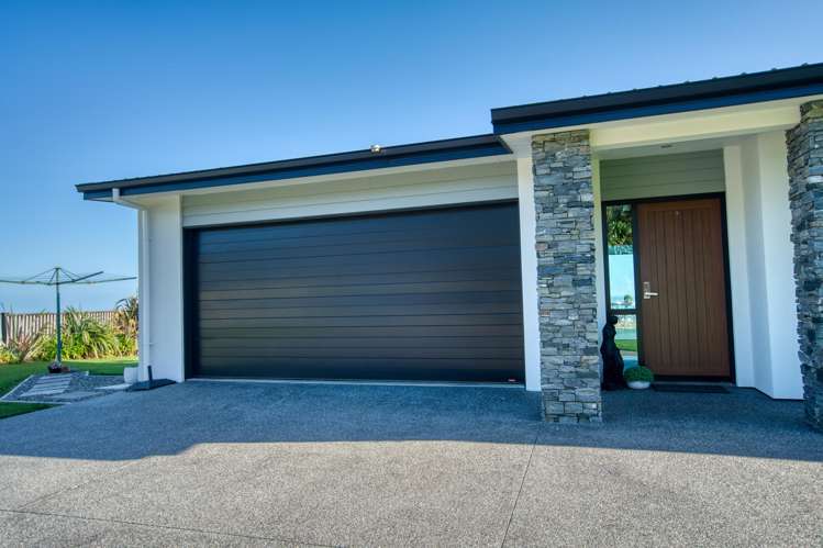 14 Tasman View Road Paroa_32
