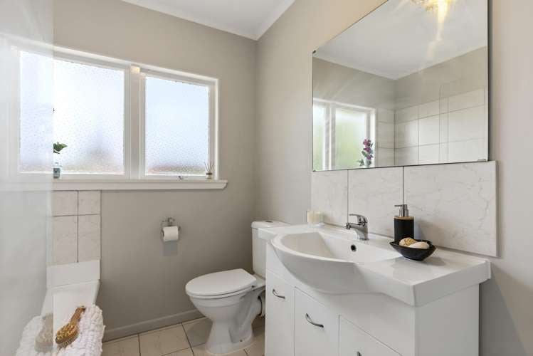 151 Reeves Road Pakuranga Heights_20