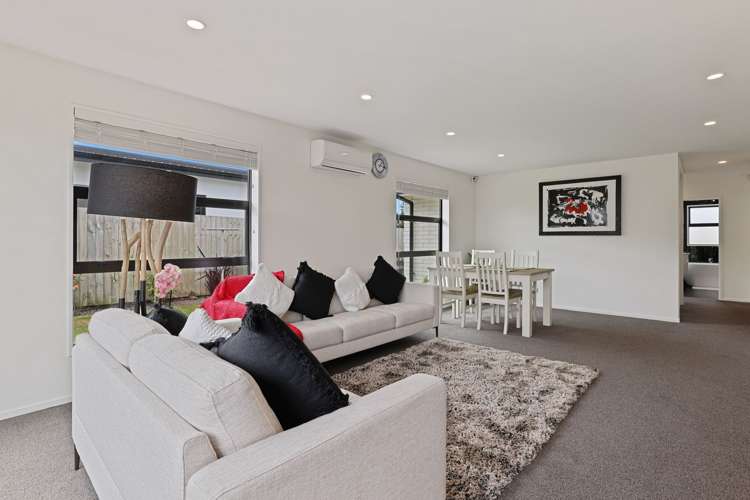 16 Azara Way Wigram_5